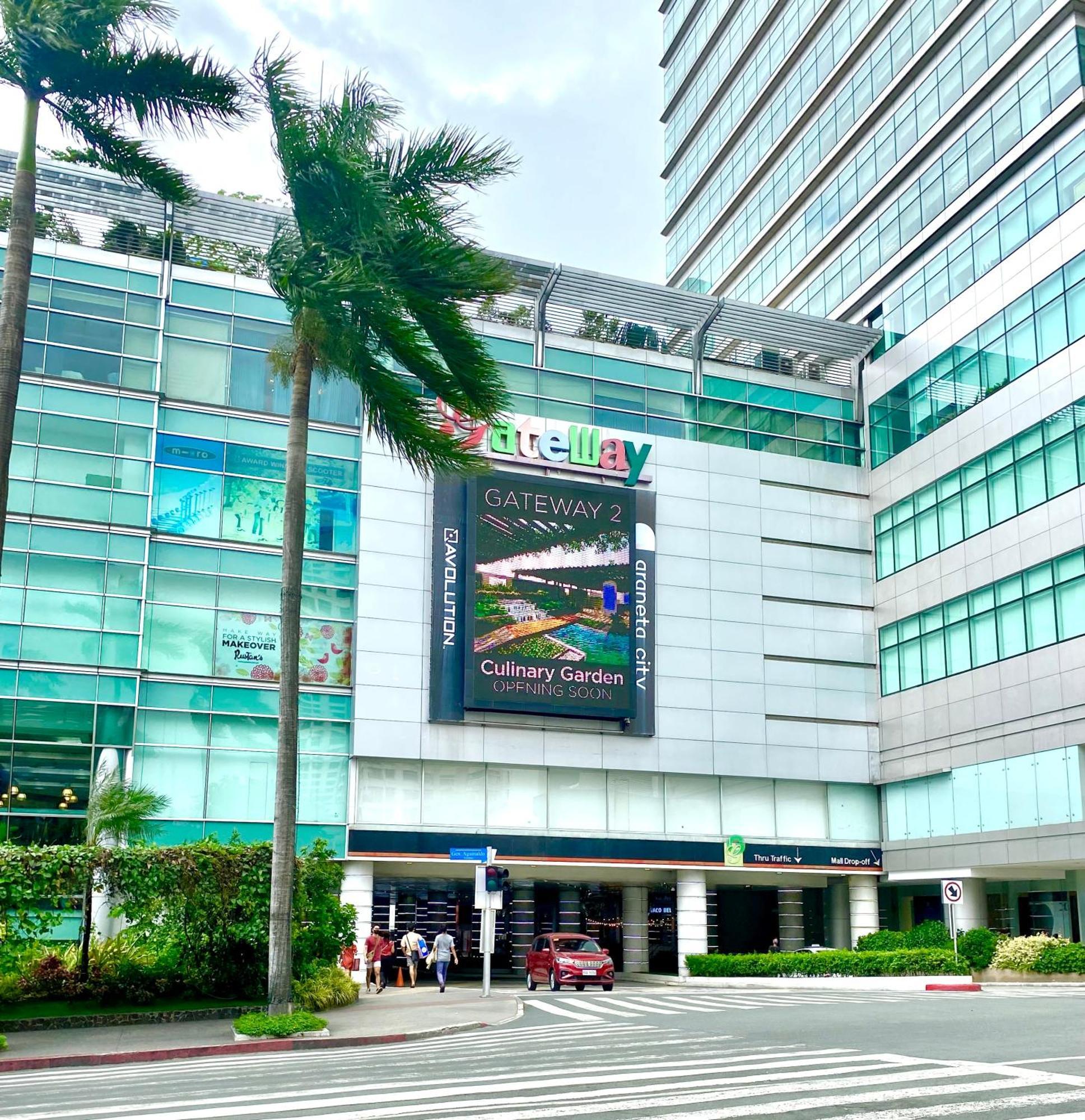 Frost At Manhattan Heights Towerb Manila Exterior photo